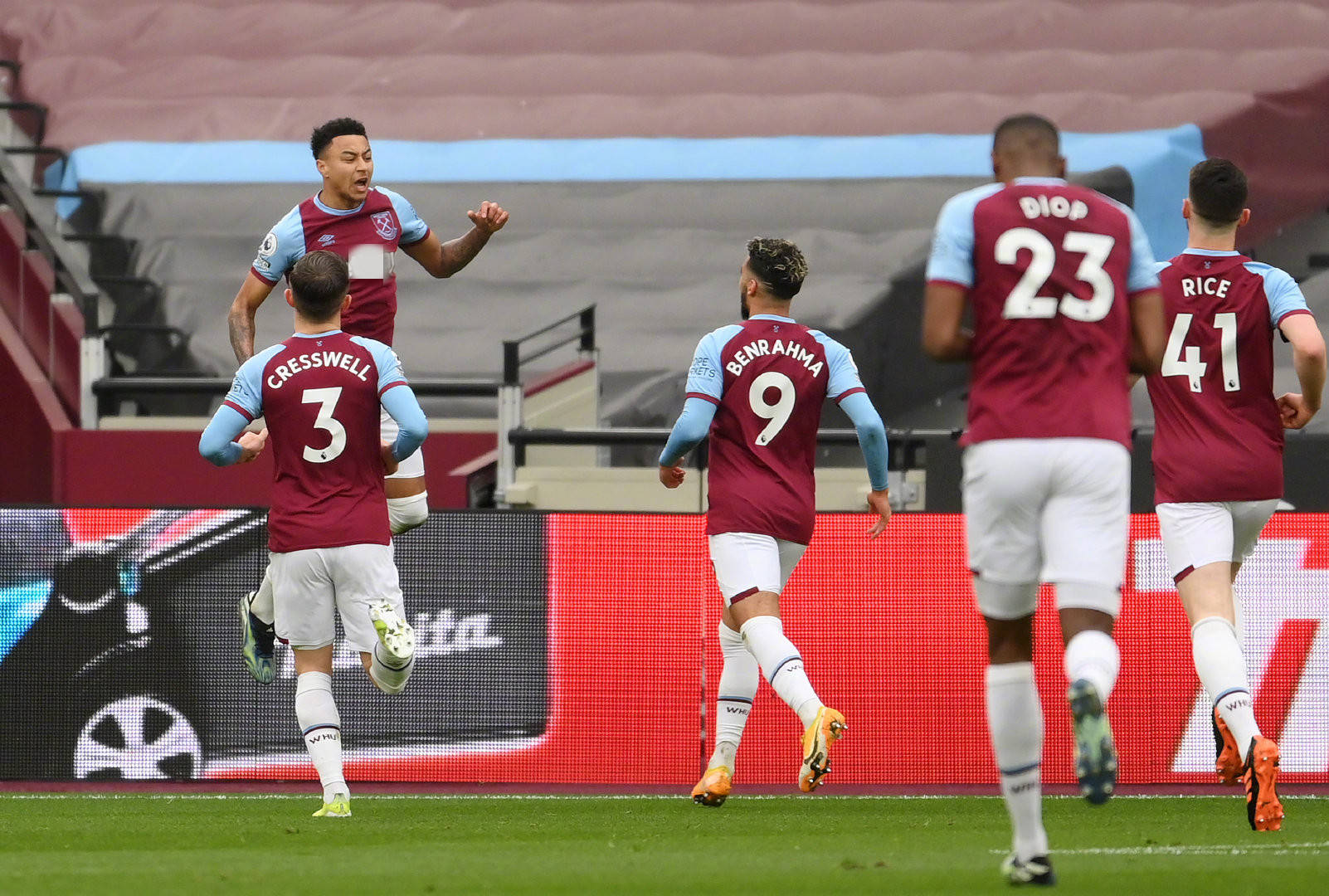 现场的混乱 现场的混乱